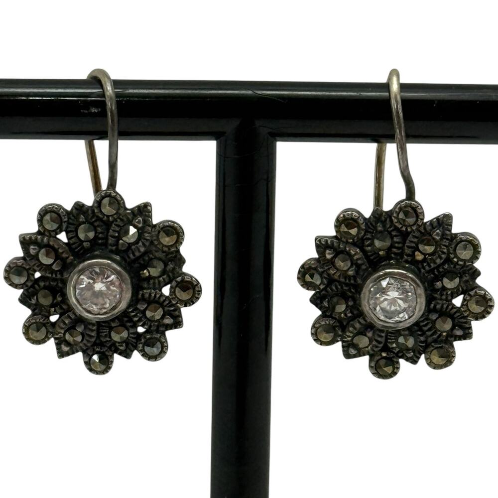 Fashion Marcasite Black Silver Flower with Center Stone Earrings